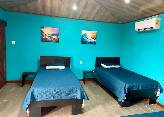 Casa 1 En Paso Canoas Cr, 2 Habitaciones Con 3 Ac Y Equipada